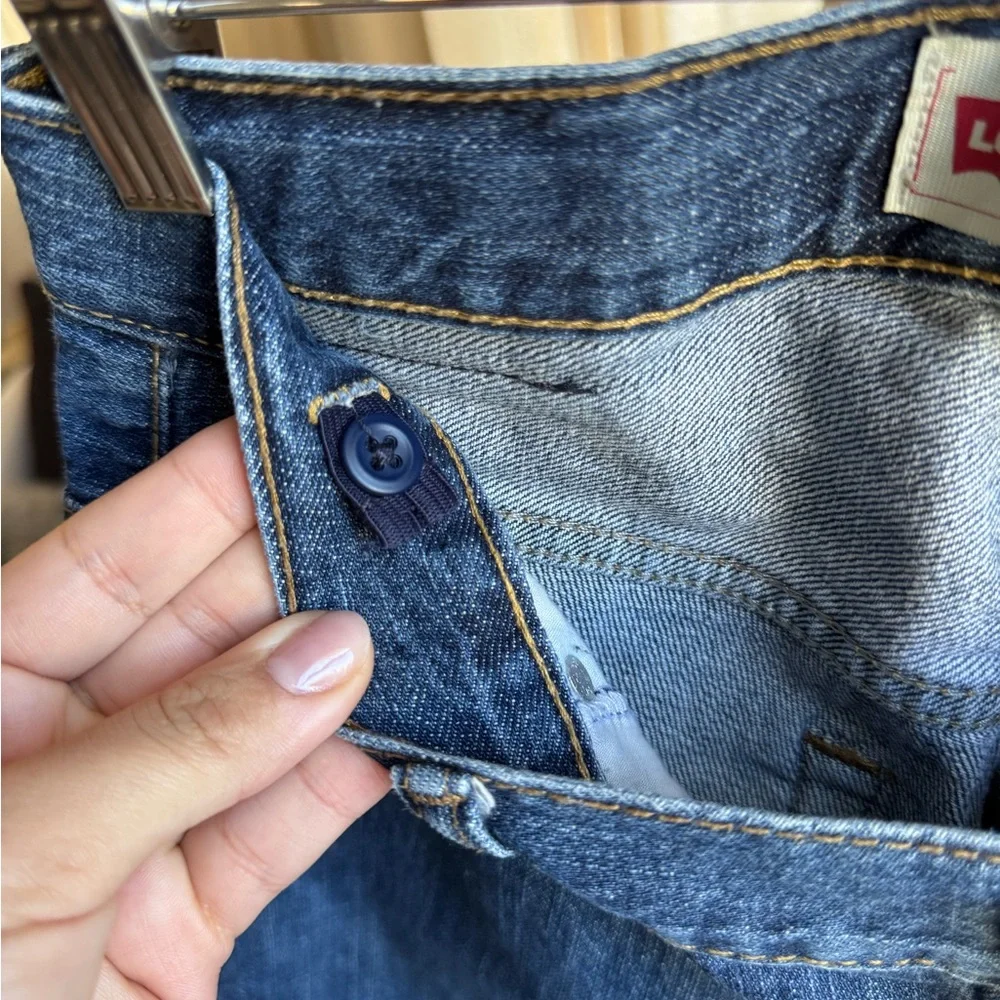 NWOT Levi's Men Straight Blue Jeans | 9H